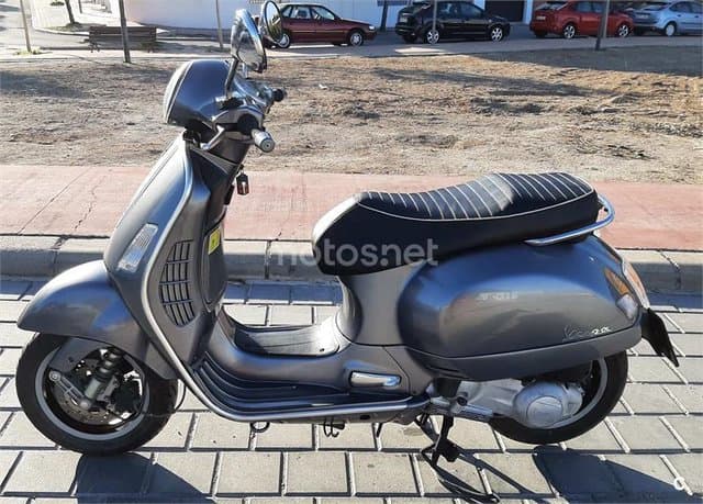Vespa Gran Turismo 200 – Vista 1