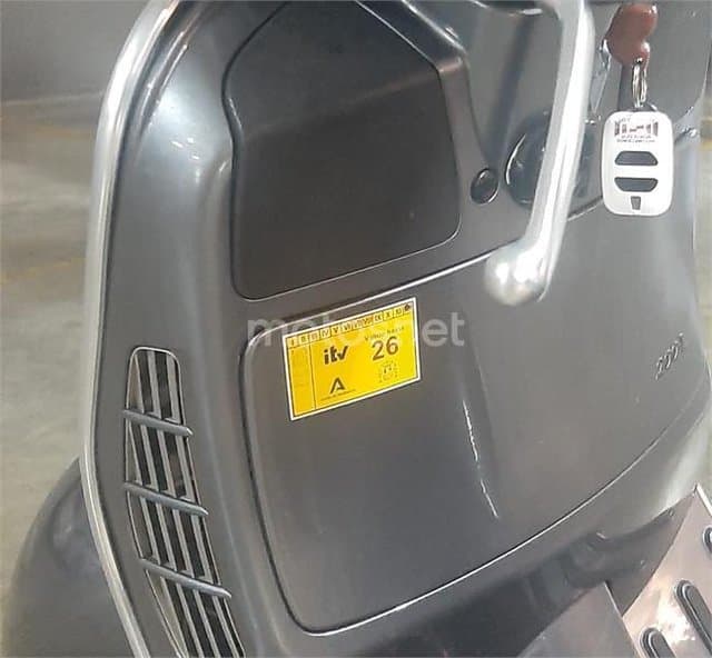 Vespa Gran Turismo 200 – Vista 11
