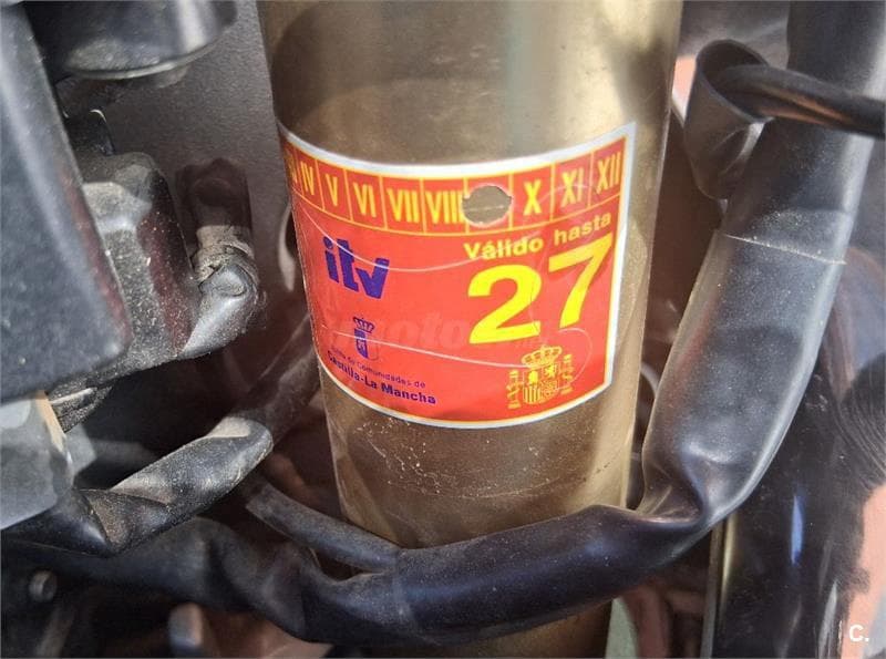 Yamaha YZF R6 – Vista 12