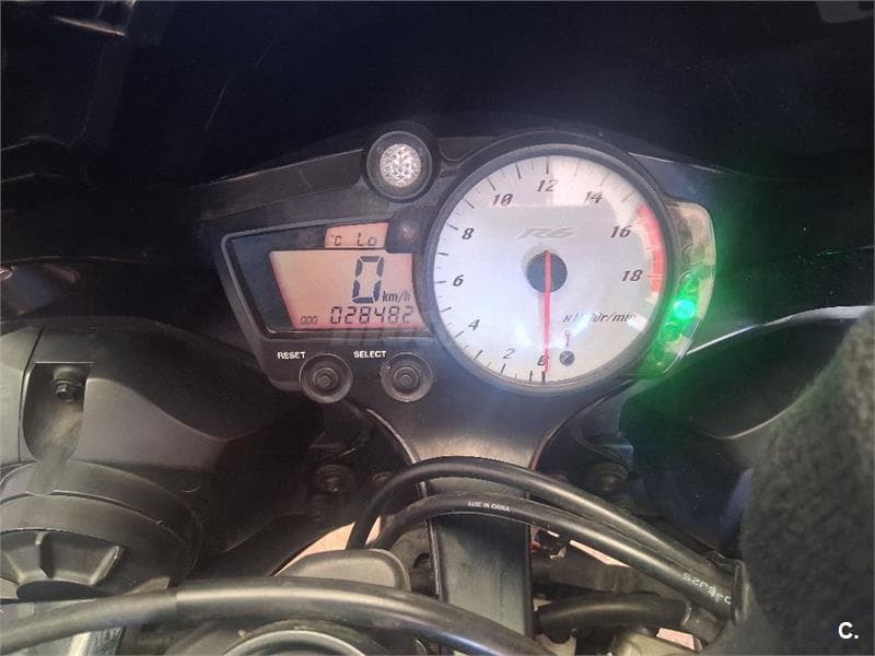 Yamaha YZF R6 – Vista 7