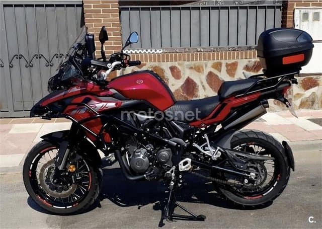 Benelli TRK 502 – Vista 1