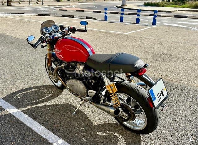 Triumph Thruxton – Vista 14