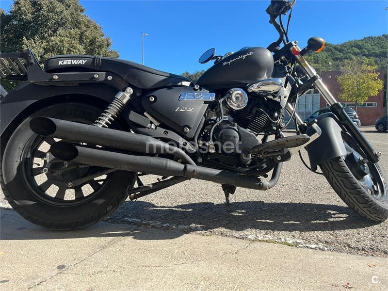 Keeway Superlight 125 LE – Vista 6