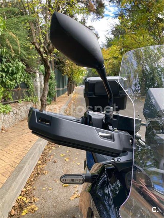 Honda X-ADV – Vista 2