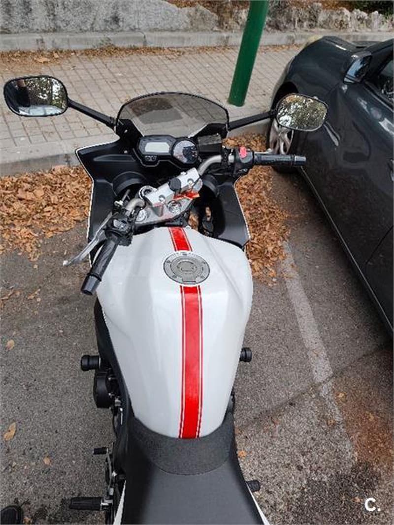 Yamaha FZ6 S – Vista 7