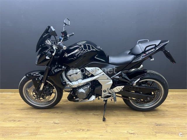 Kawasaki Z 750 – Vista 2
