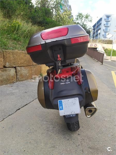 Honda NT 700 V Deauville 2600 € 2007 Barcelona - 5