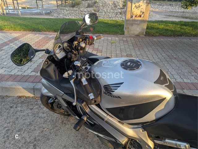 Honda CBR 600F 3800 € 2007 Cádiz - 8