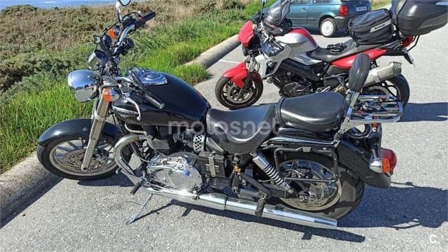 Triumph America 900 6550 € 2011 Pontevedra - 4