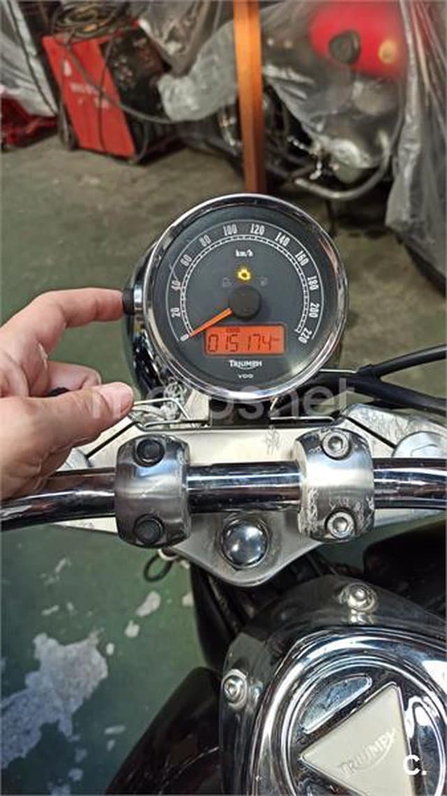 Triumph America 900 6550 € 2011 Pontevedra - 6
