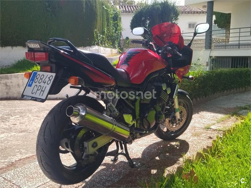 Yamaha FZS 600 Fazer – Vista 5