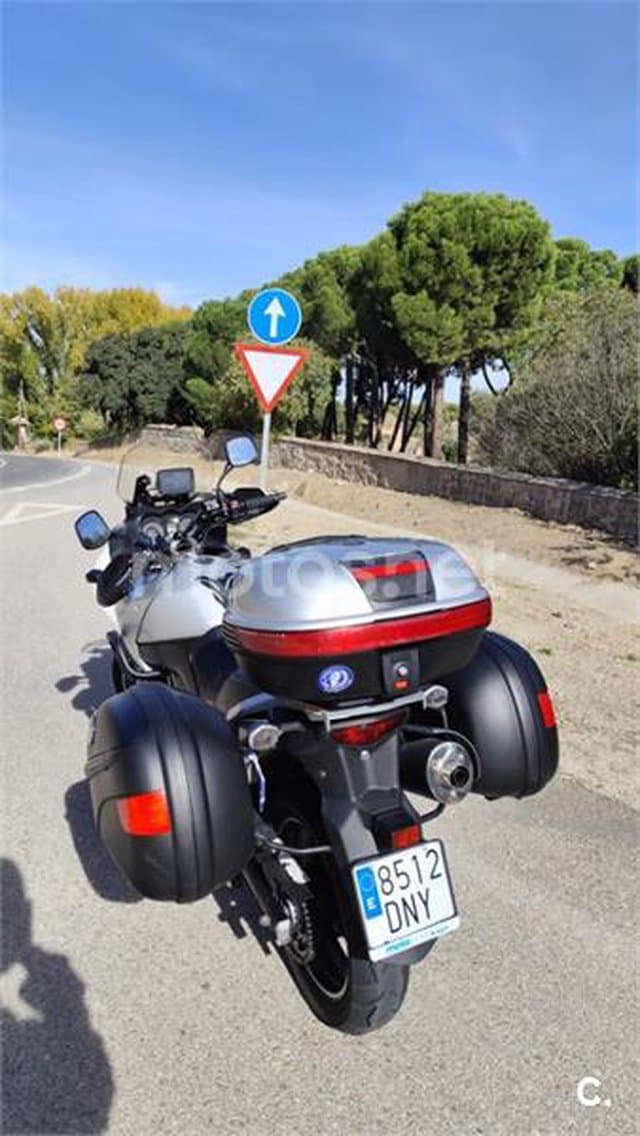 Suzuki V-Strom 650 – Vista 6