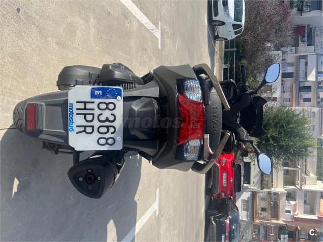 Kymco K-XCT 300i 2000 € 2013 Barcelona - 5