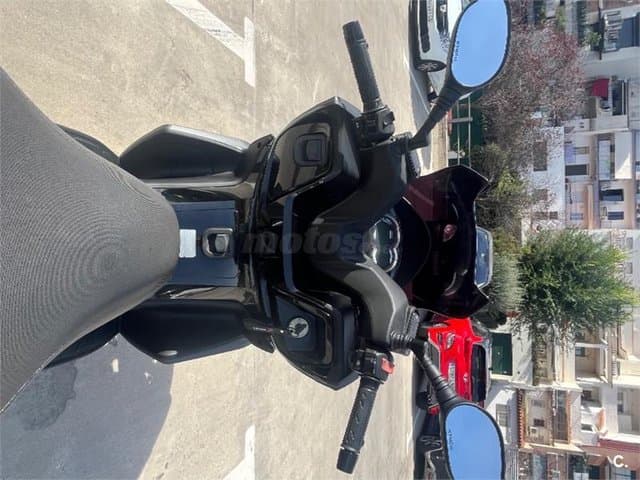 Kymco K-XCT 300i 2000 € 2013 Barcelona - 8