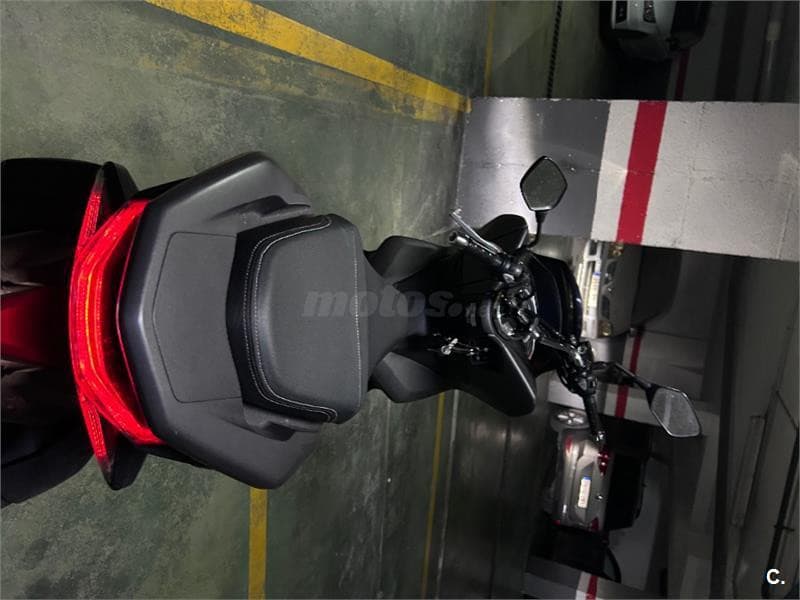 Honda PCX 125 – Vista 2