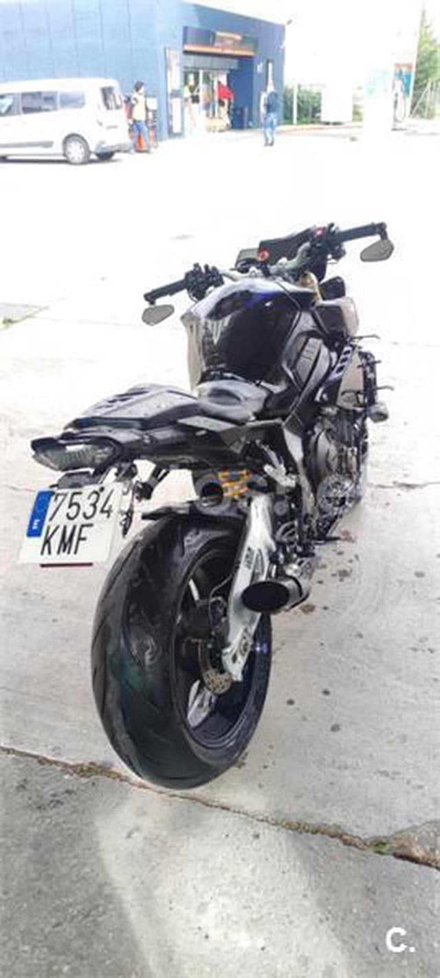 Yamaha MT10 – Vista 2