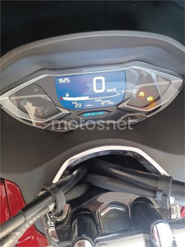 Honda PCX 125 – Vista 6
