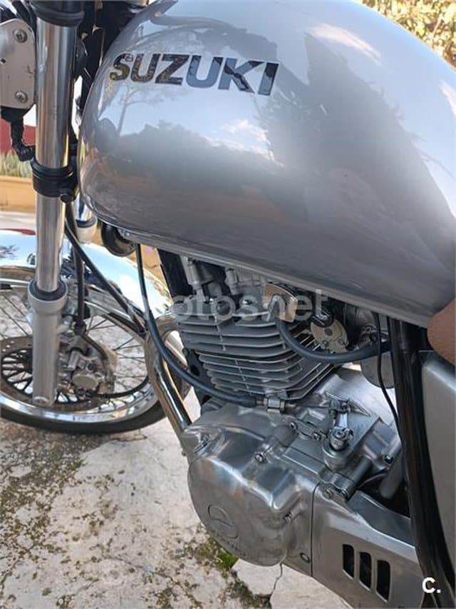 Suzuki TU 250 X 2000 € 1997 Málaga - 1