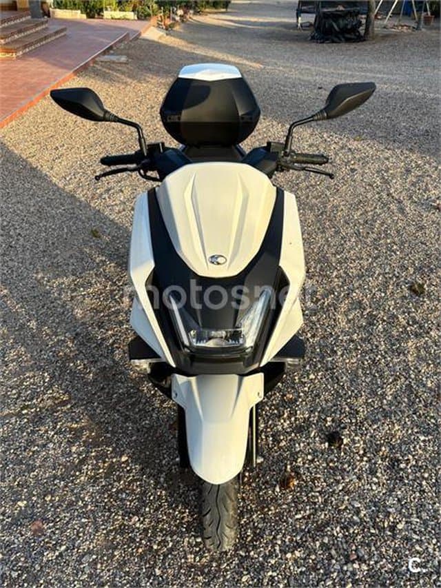 Kymco Sky Town 125 ABS – Vista 1