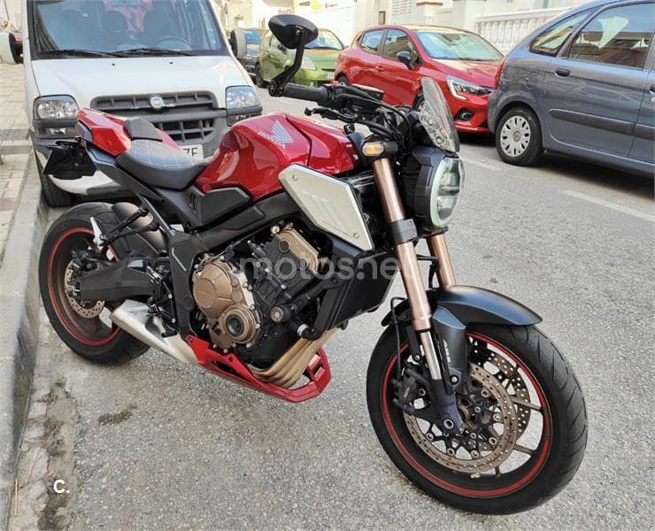 Honda CB 650 R – Vista 2