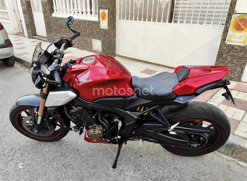 Honda CB 650 R – Vista 9