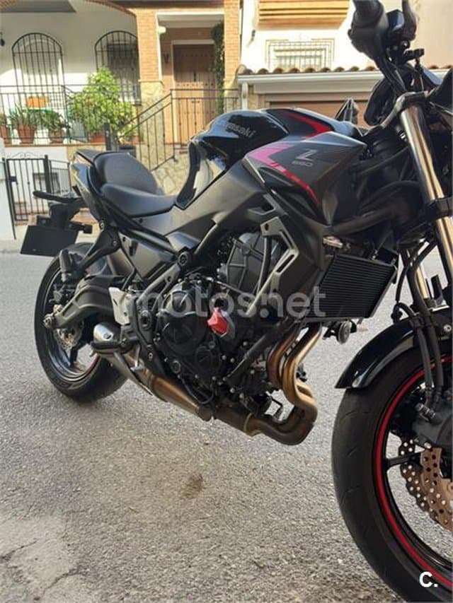 Kawasaki Z 650 – Vista 2