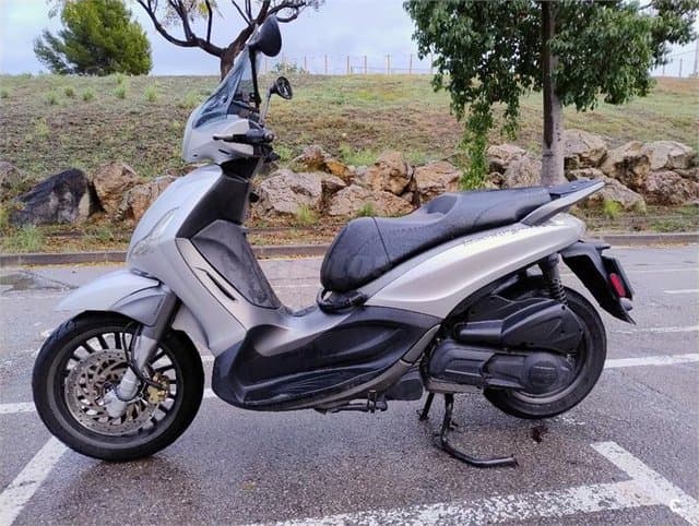 Piaggio Beverly 300 – Vista 1