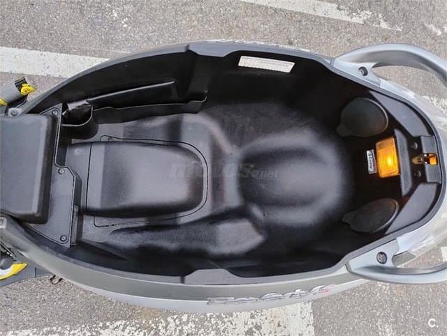 Piaggio Beverly 300 – Vista 7