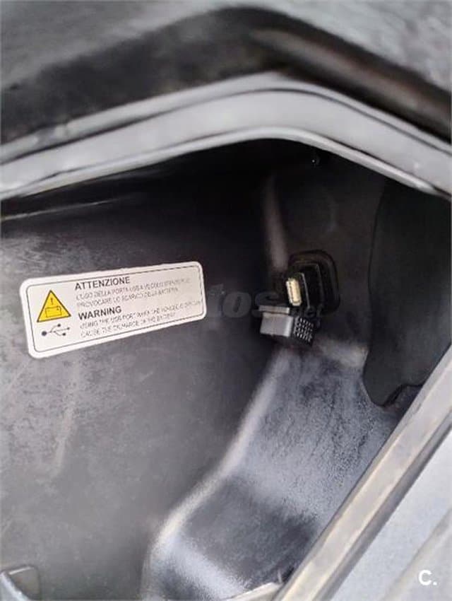 Piaggio Beverly 300 – Vista 9