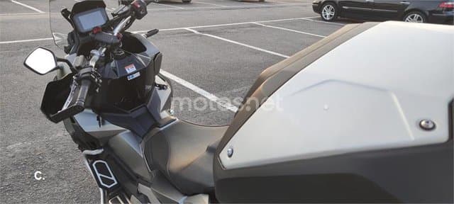 Honda X-ADV – Vista 6