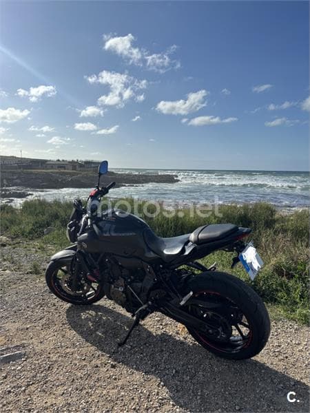 Yamaha MT-07 – Vista 1