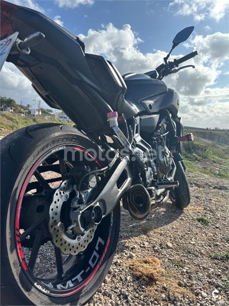 Yamaha MT-07 – Vista 4