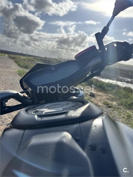 Yamaha MT-07 – Vista 5