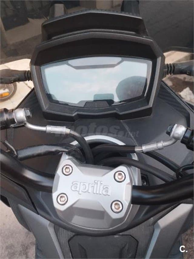 Aprilia SR GT 200 3100 € 2024 Valencia - 4