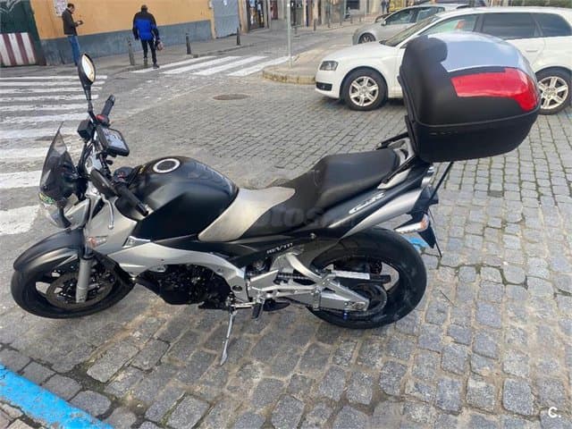 Suzuki GSR 600 ABS 2450 € 2007 Segovia - 2