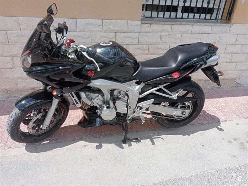 Yamaha FZ6 S – Vista 6