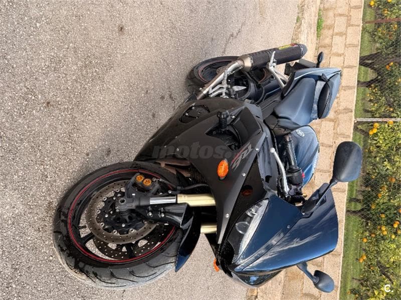 Yamaha YZF R6 – Vista 3