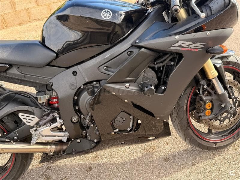 Yamaha YZF R6 – Vista 7