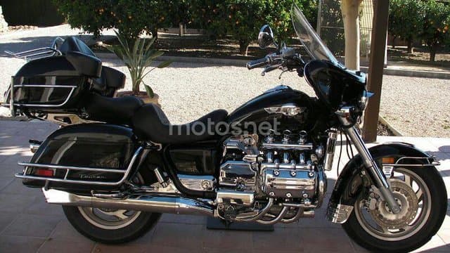 Honda F-6 C 1500 Valkirye – Vista 1