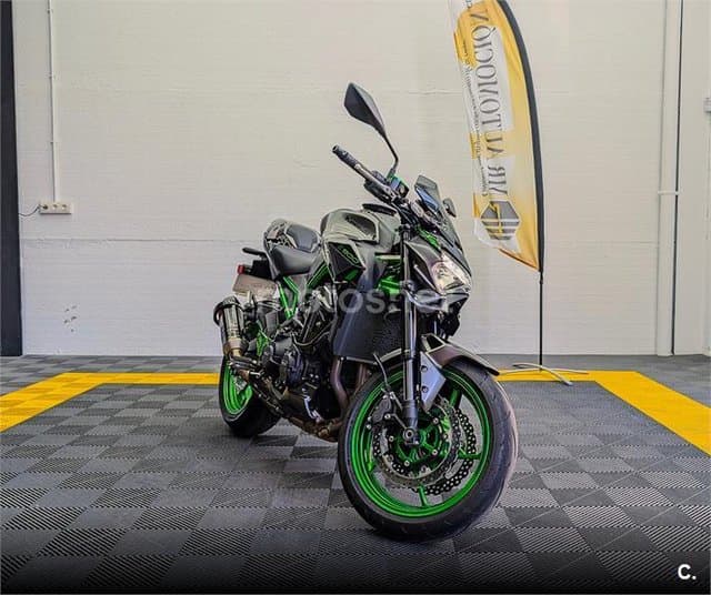 Kawasaki Z 900 – Vista 1