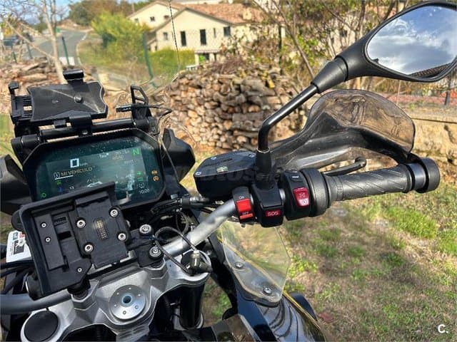 BMW F 750 – Vista 1