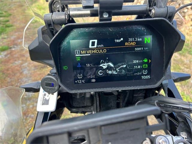 BMW F 750 – Vista 3