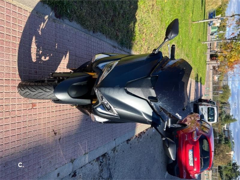 Yamaha TMAX 530 – Vista 2