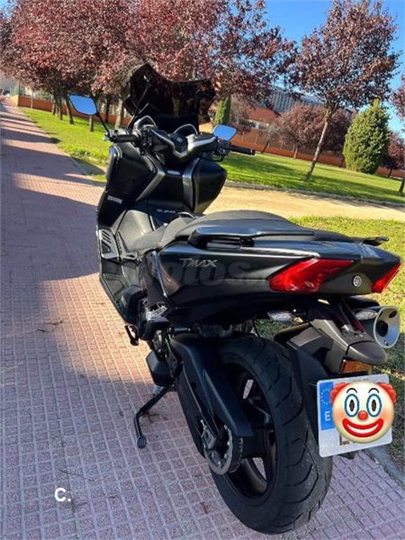 Yamaha TMAX 530 – Vista 4