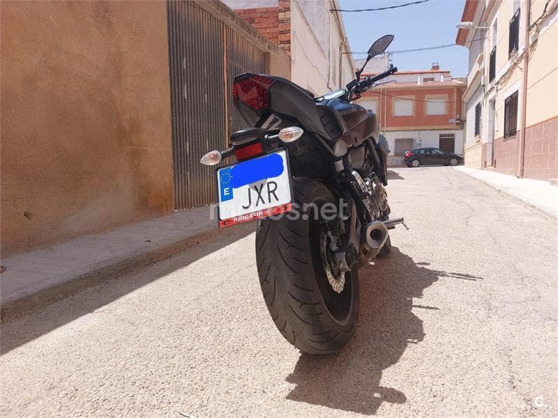 Yamaha MT-07 – Vista 4