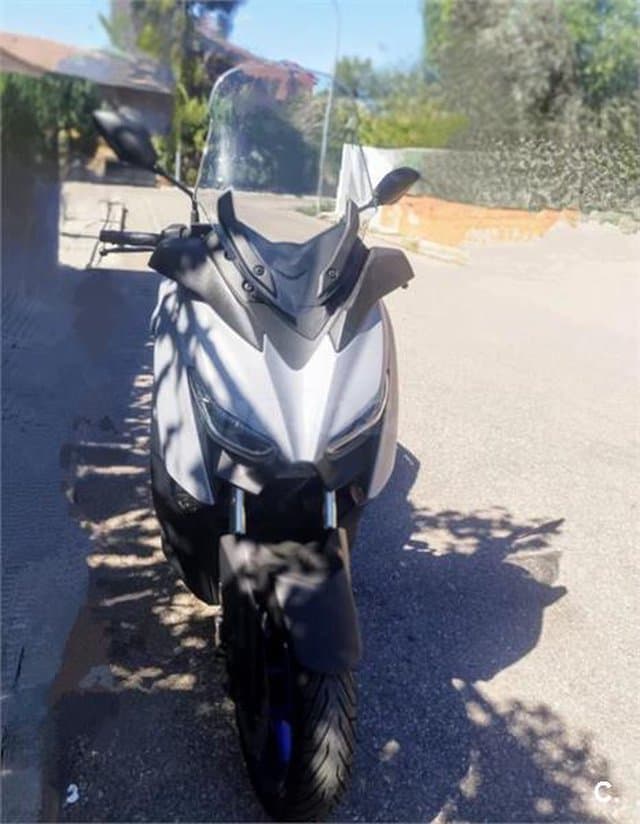 Yamaha XMAX 300 – Vista 3