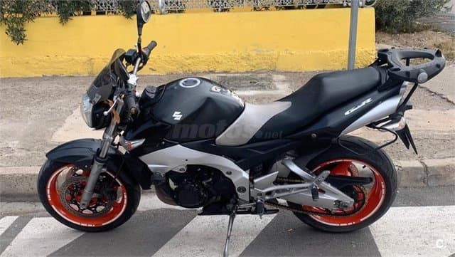 Suzuki GSR 600 – Vista 4