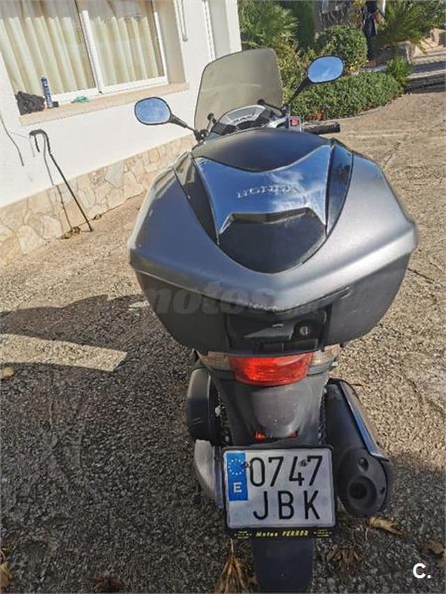 Honda Scoopy SH300i ABS Top Box – Vista 3