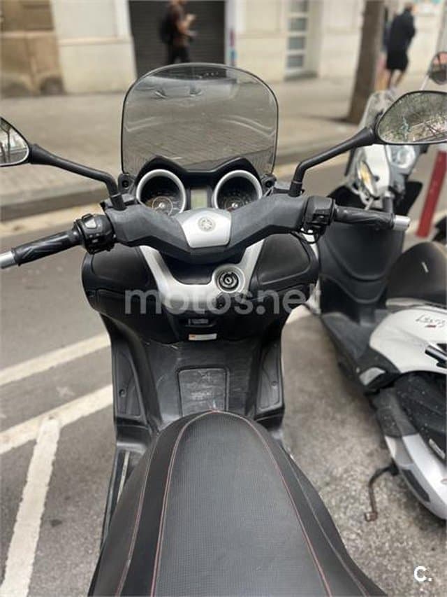 Yamaha XMAX 250 – Vista 4