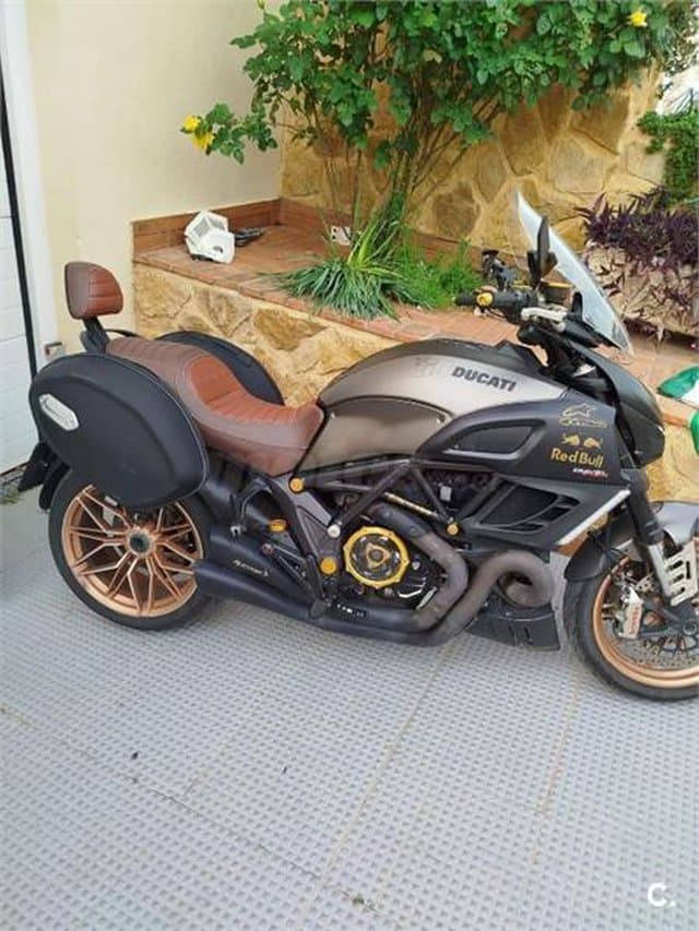 Ducati DIAVEL Strada 11.990 € 2013 Granada - 7